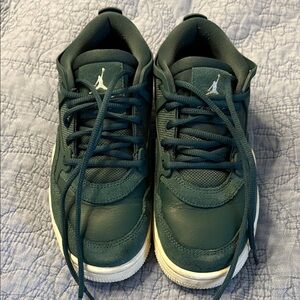 Jordan Men's Dark Green Sneakers